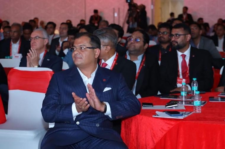 MG Group Celebrates 30 Years of Bus Building Excellence